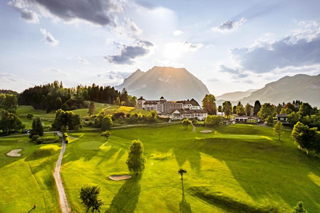 Imlauer Hotel Schloss Pichlarn Aigen im Ennstal Exterior photo Golf course in Bad Ragaz